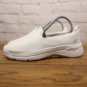 (Skechers) Women's Size 6 Go Walk Ultra Slip On White Shoe #185